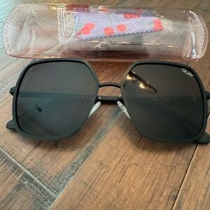 Brand New Quay Undercover Black Sunglasses